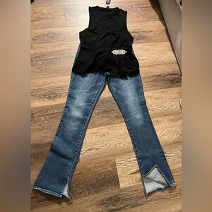 Express skyscraper skinny jeans with small flare at the bottom